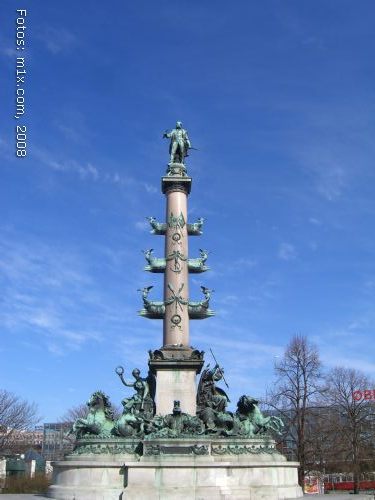 Tegetthof Denkmal
