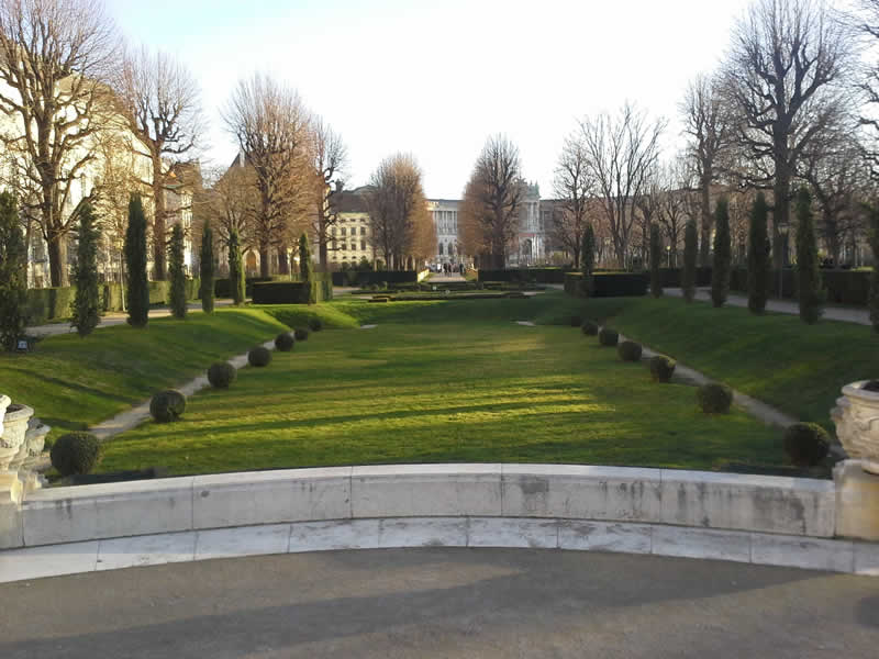 Sisi Denkmal Volksgarten Wien